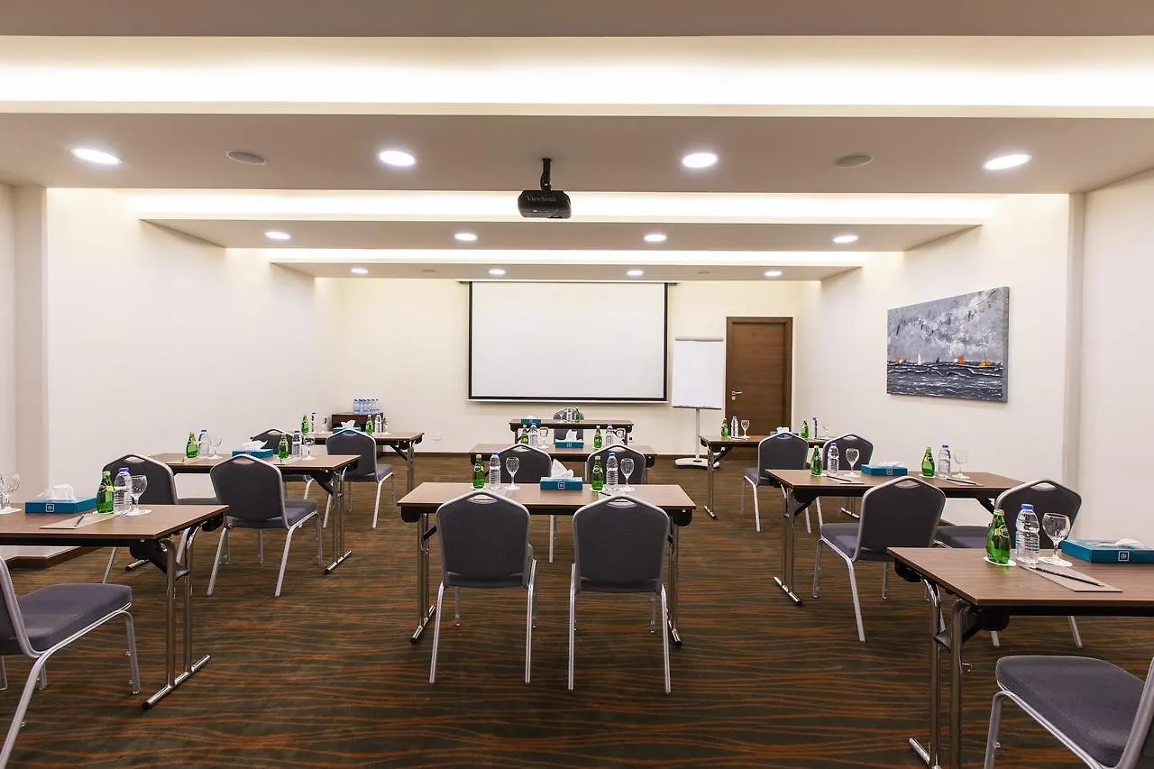 Citea Apart Hotel Beirut 4*,